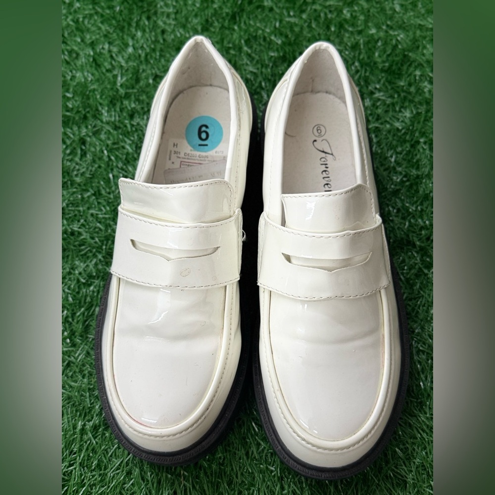 Forever Women Loafers Size‎ 6